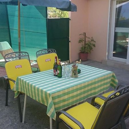Guest House Violeta Palit Buitenkant foto