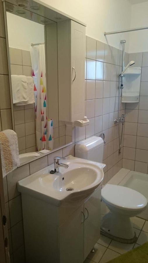 Guest House Violeta Palit Buitenkant foto