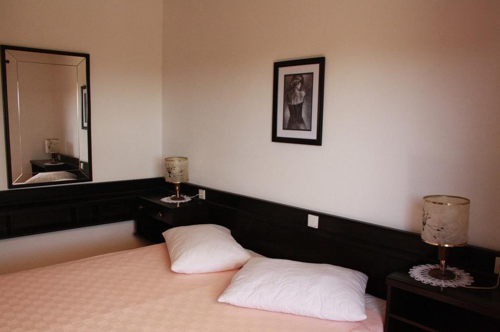 Guest House Violeta Palit Buitenkant foto