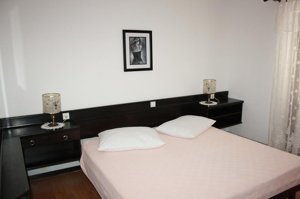 Guest House Violeta Palit Buitenkant foto